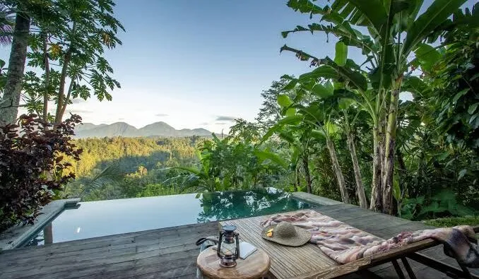 Seminyak, Bali: An LGBTQ+-Friendly Luxury Retreat
