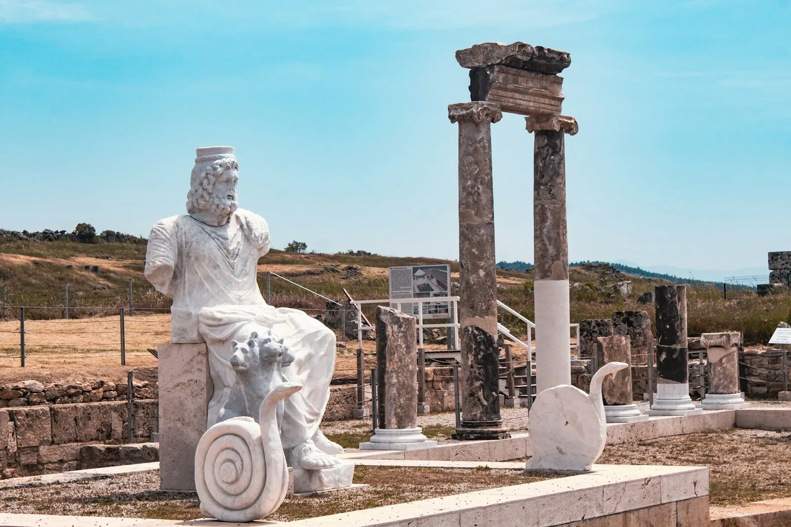 LGBTQ+ Legacy of Ancient Greece Tour: Athens, Delphi, Nafplio