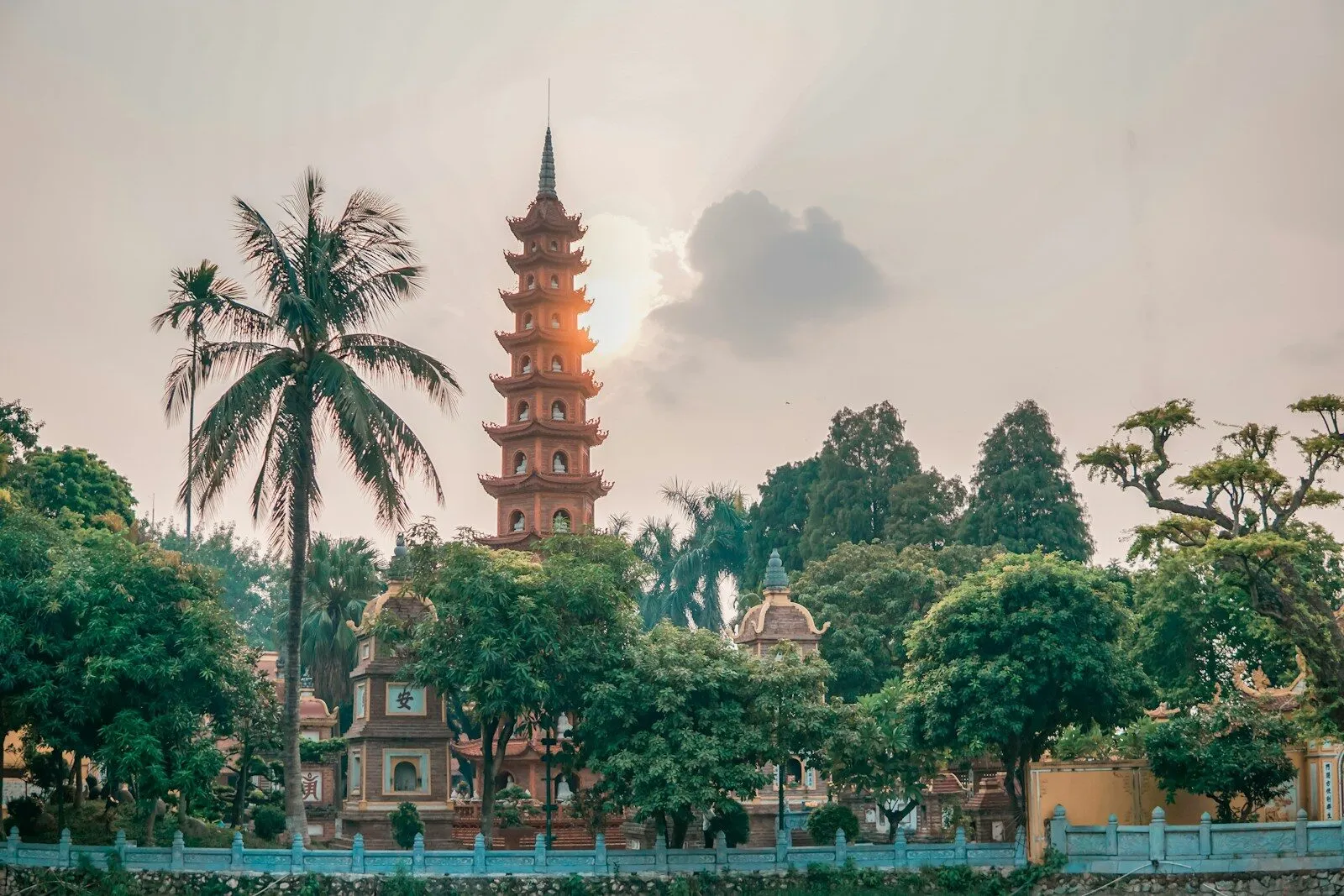 Days 1–3: Hanoi