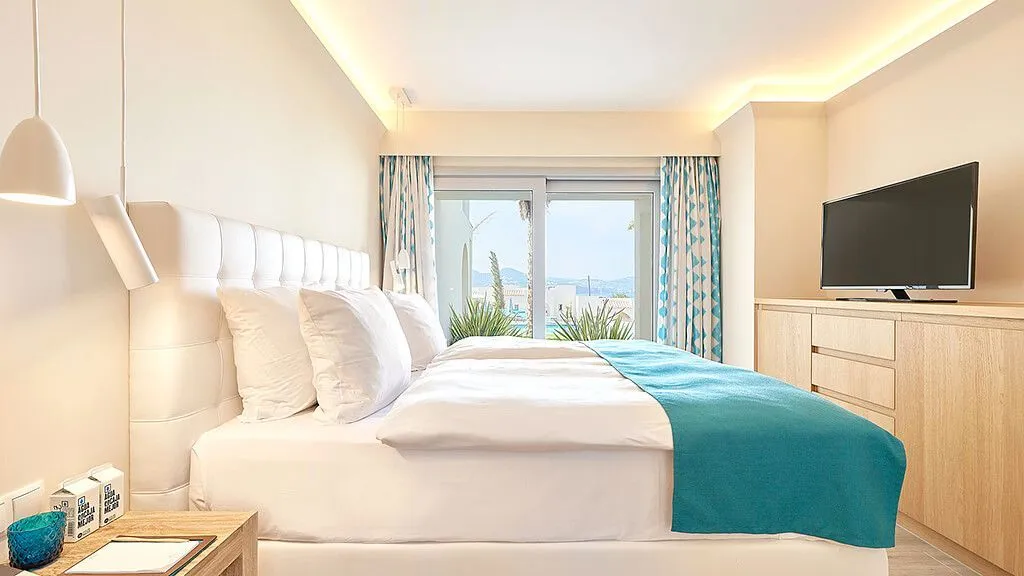 Luxury gay travel