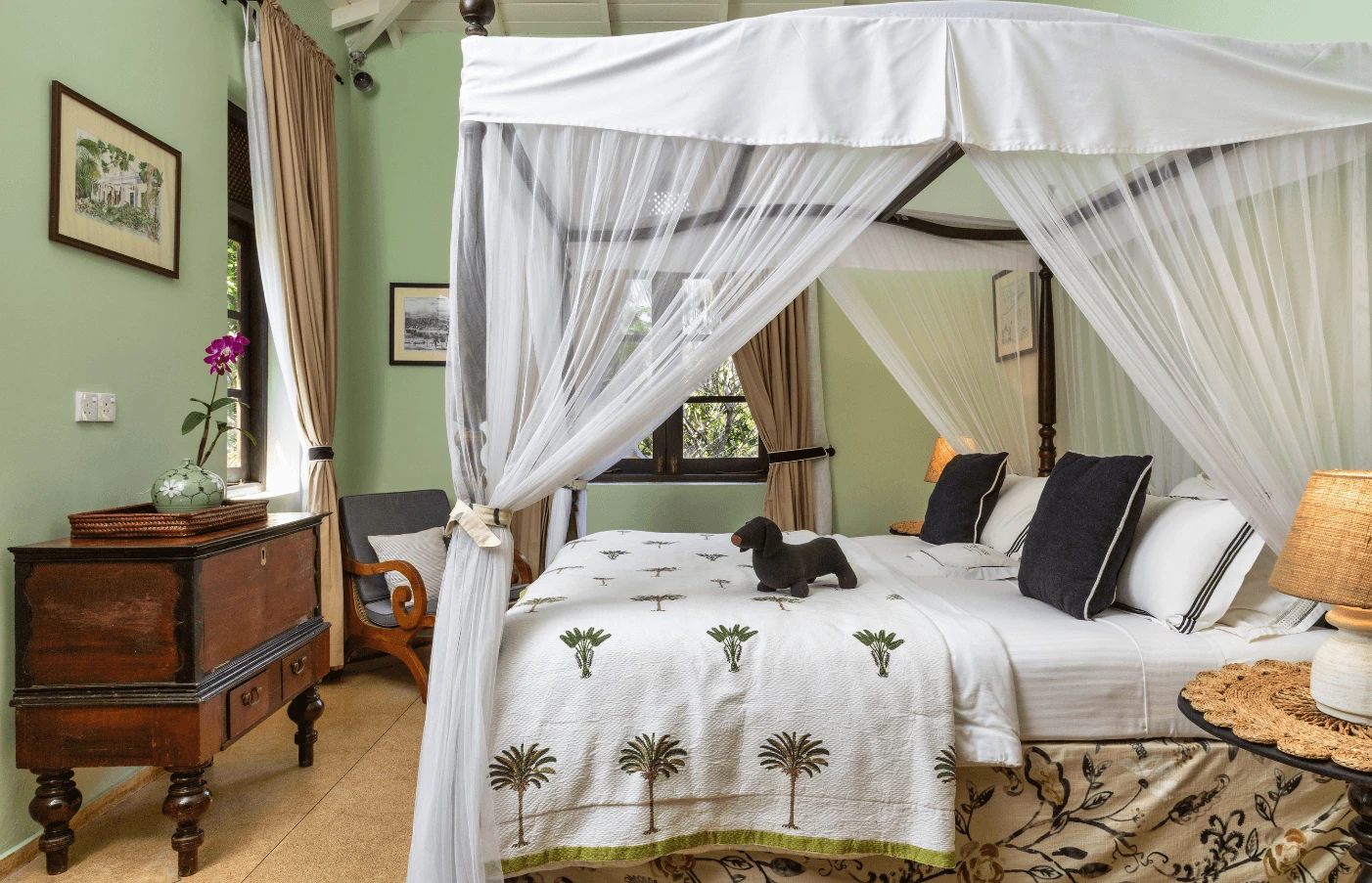 Luxury gay travel