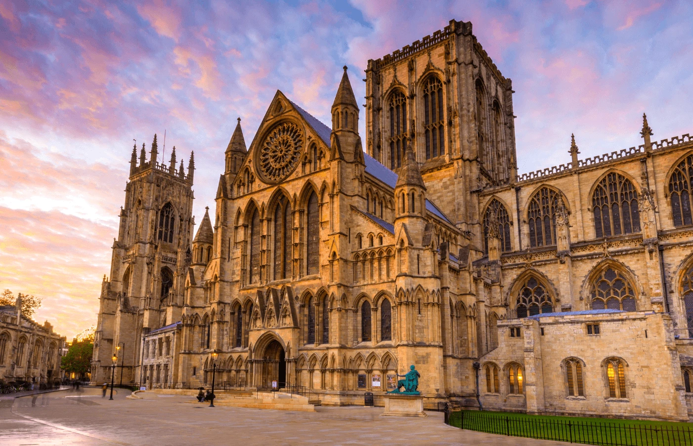 The Ultimate Yorkshire Experience: York, Leeds, Whitby and Beyond