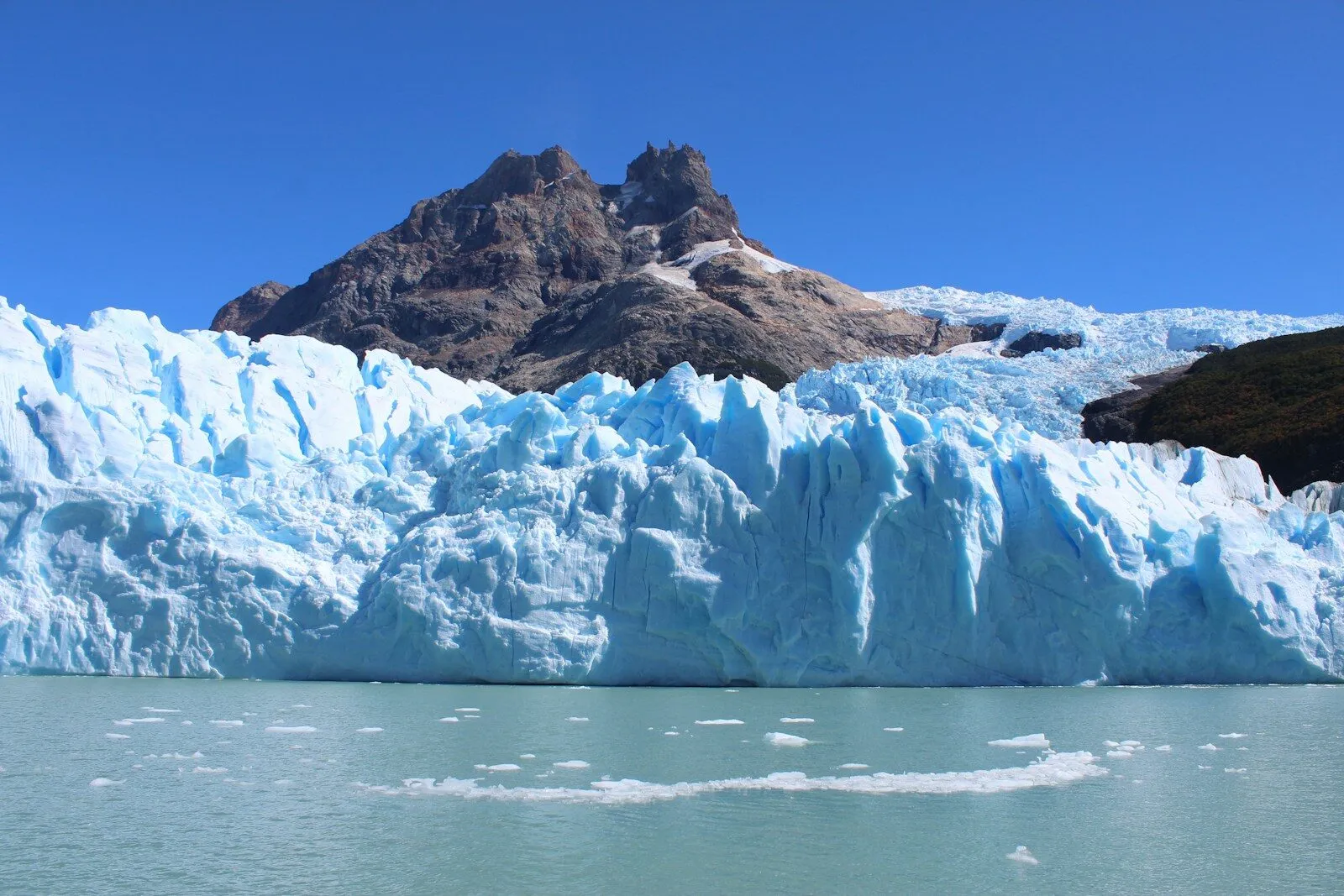 Argentina’s Great Landscapes: Patagonia, Bariloche & Iguazu