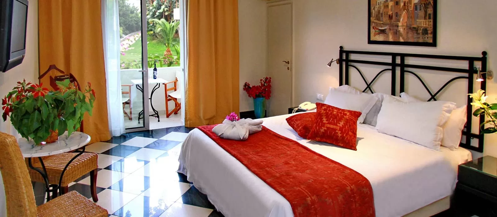 Capsis Elite Resort: Eternal Oasis