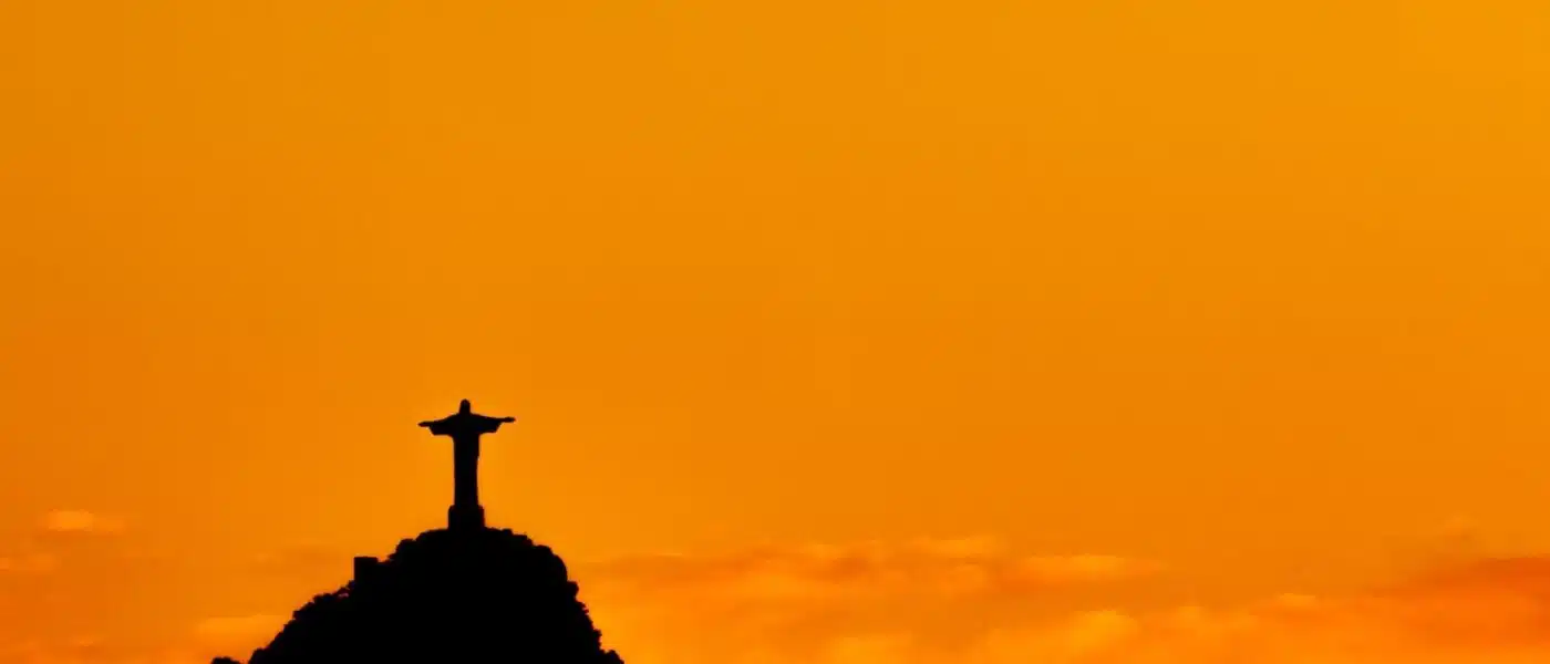 Close view of the Art Deco statue on Corcovado