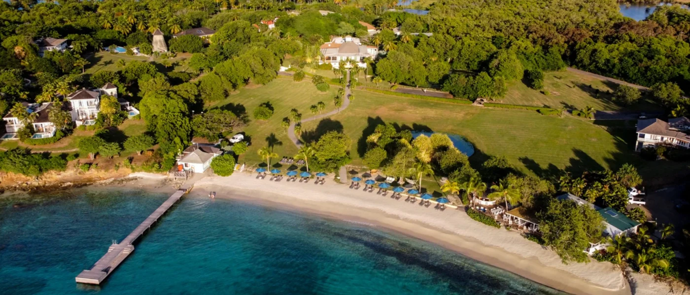 How Mustique Became the Most Luxurious Island in the Caribbean