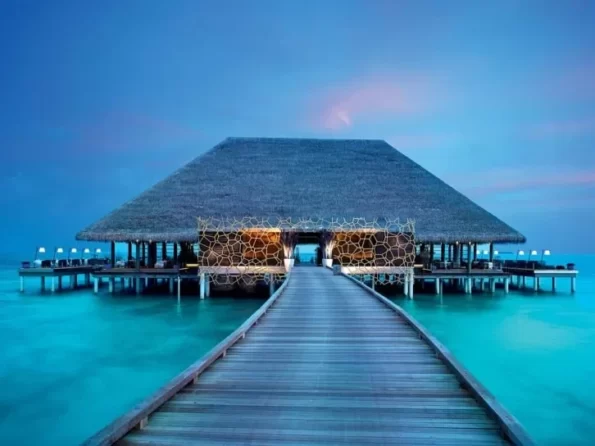Dining at Velaa