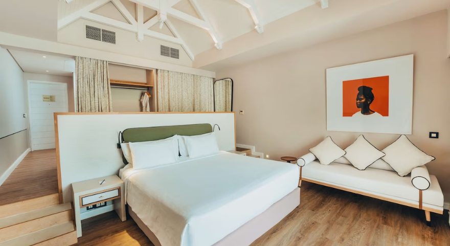 Luxury gay travel
