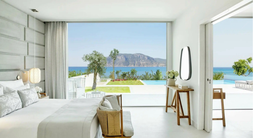 Luxury gay travel