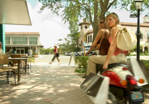 Lesbian couple shopping in Fort Lauderdale Lesbian couple shopping in Fort Lauderdale