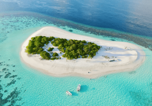 Luxury Vacations to The Maldives