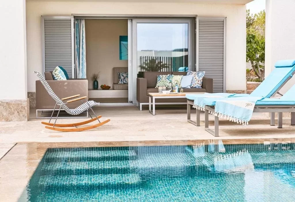 Luxury gay travel