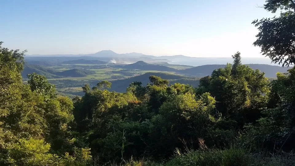 Day 9: Ayers Rock to Port Douglas
