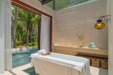 Luxury gay travel