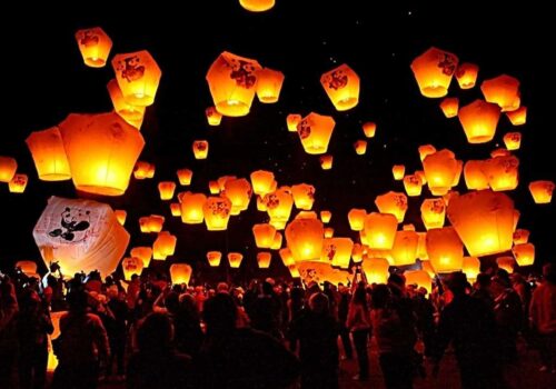 Sky lanterns in Taiwan Sky lanterns in Taiwan