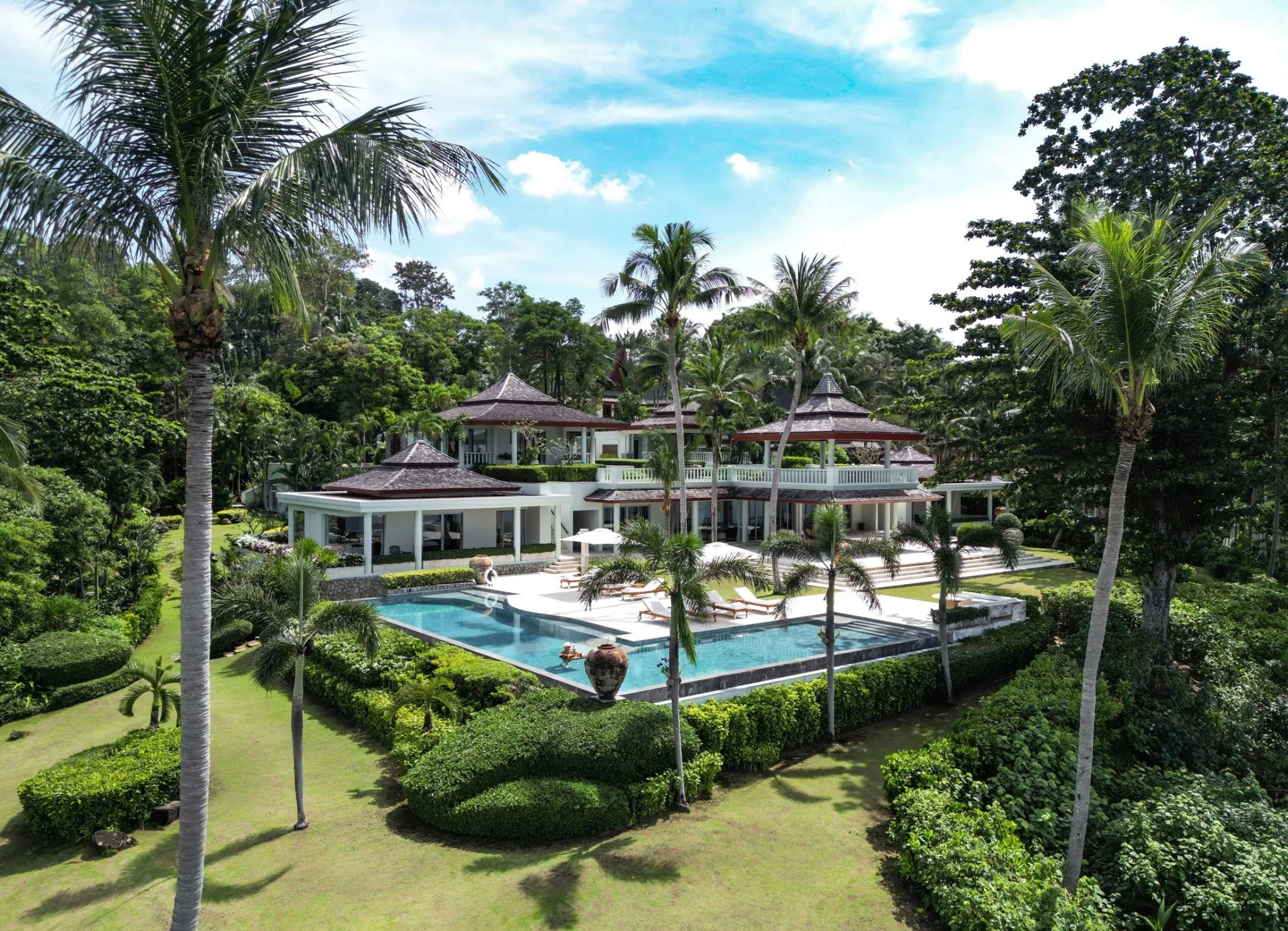 Luxury gay travel