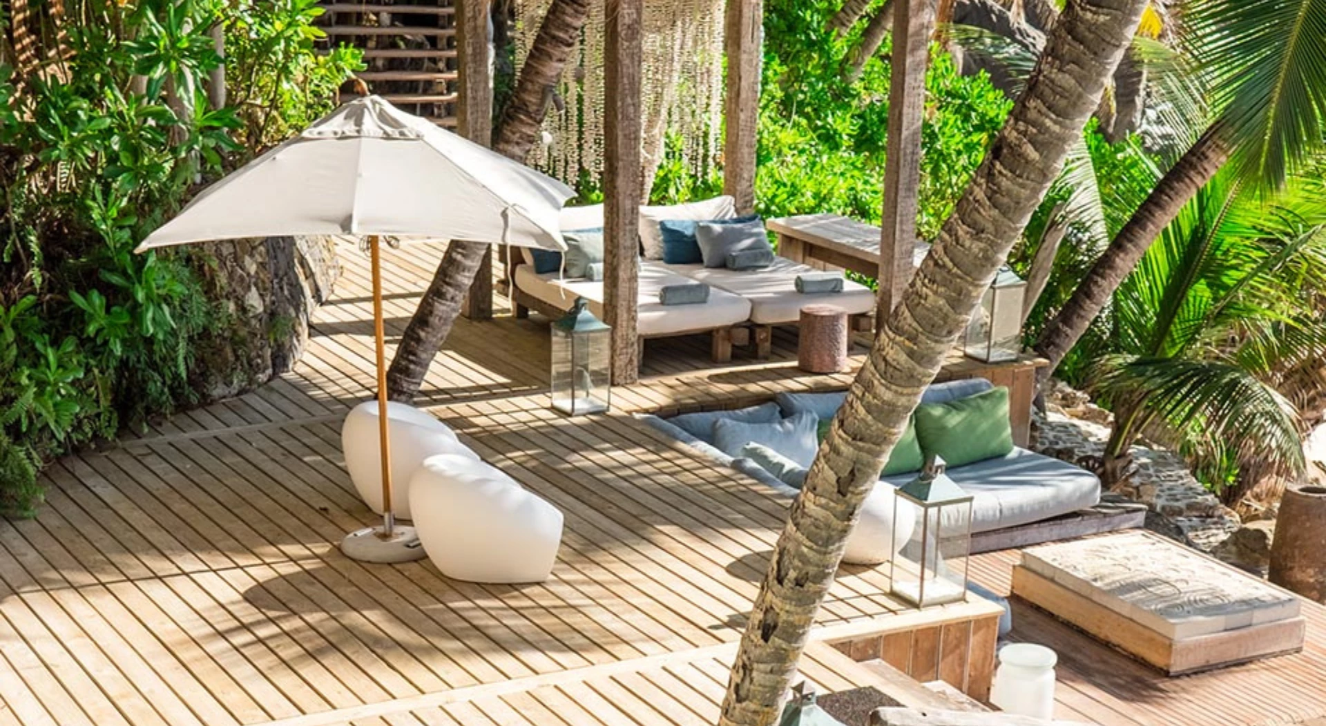 Luxury gay travel