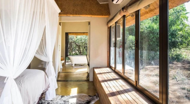Rhino River Lodge