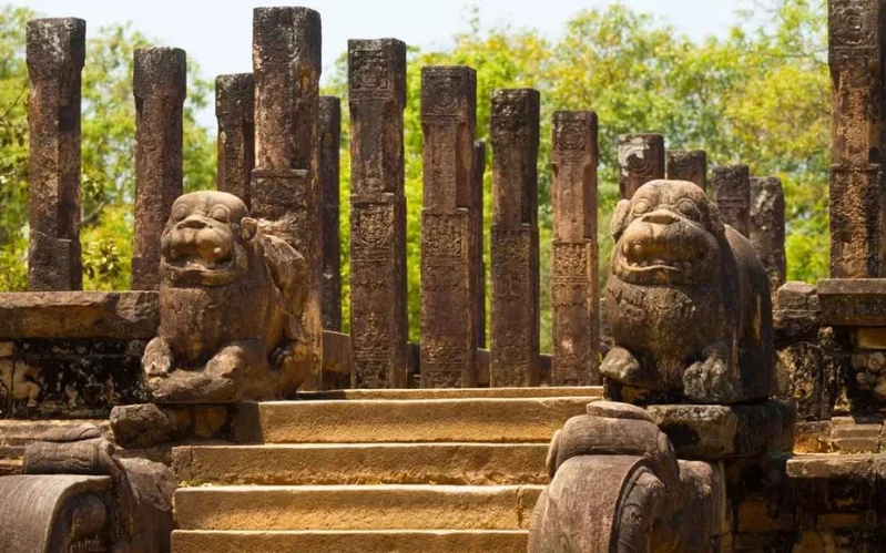 Day 2: Discover the Sacred City of Anuradhapura