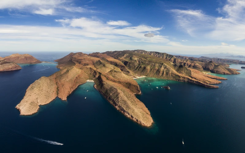 Day 5: The Untamed Beauty of Isla Espíritu Santo