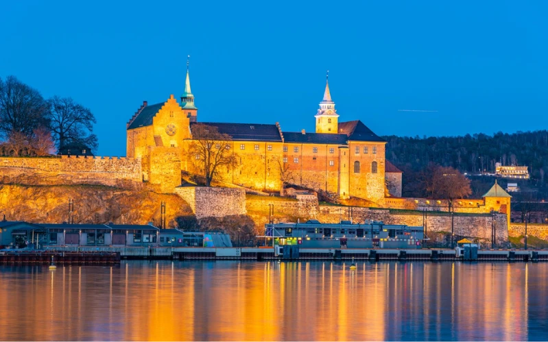 Day 6: Oslo’s Icons & Royal Heritage
