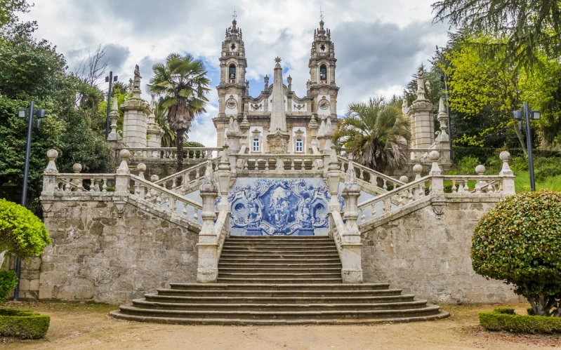 Day 8: Pinhão to Porto – Lamego & Riverside Cruising