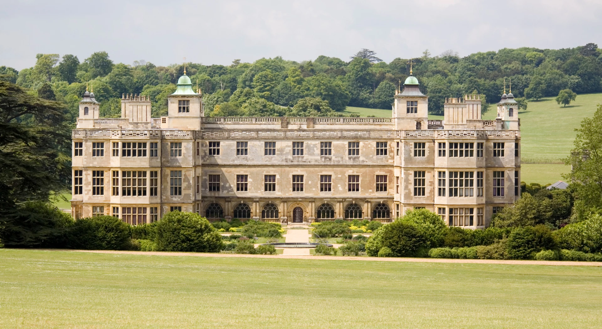 Ultimate Luxury: United Kingdom