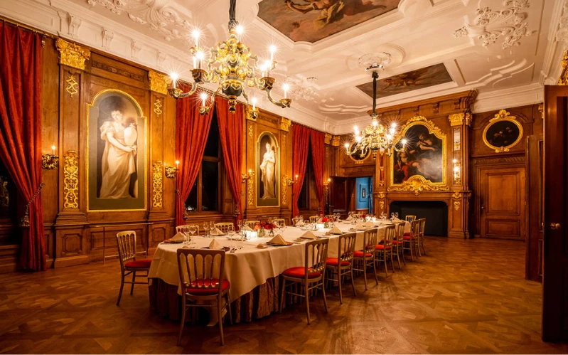 Luxury Netherlands City Break: The Hague to Rotterdam