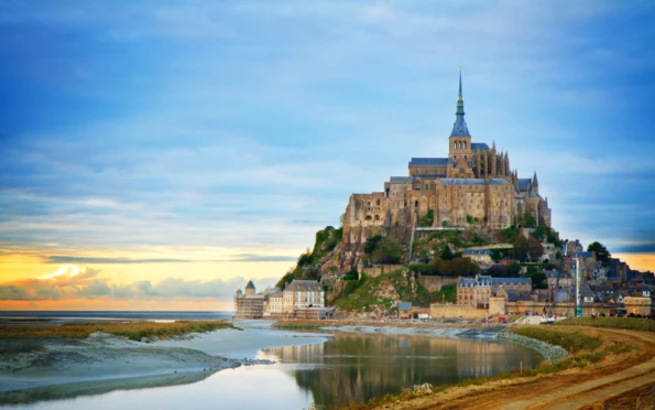 World War History Tour: The Netherlands, Belgium and France
