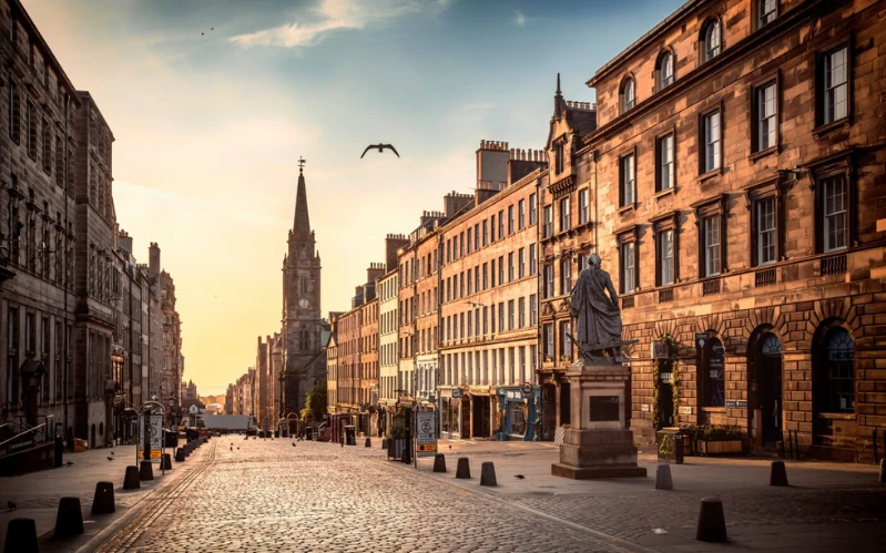 Classic Scotland: Edinburgh, Inverness and Glasgow