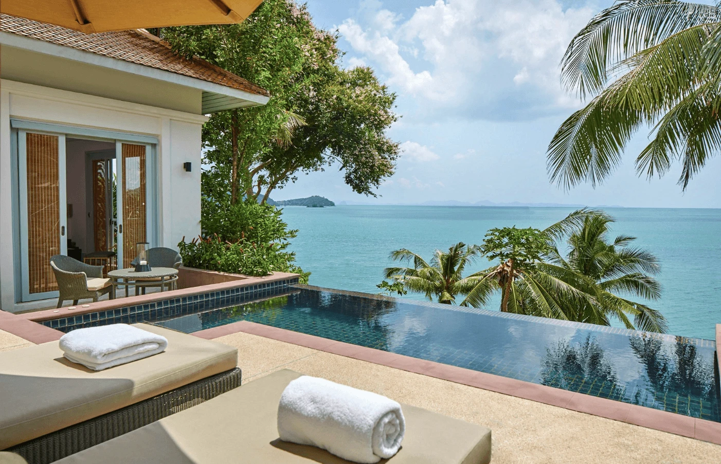 Luxury gay travel