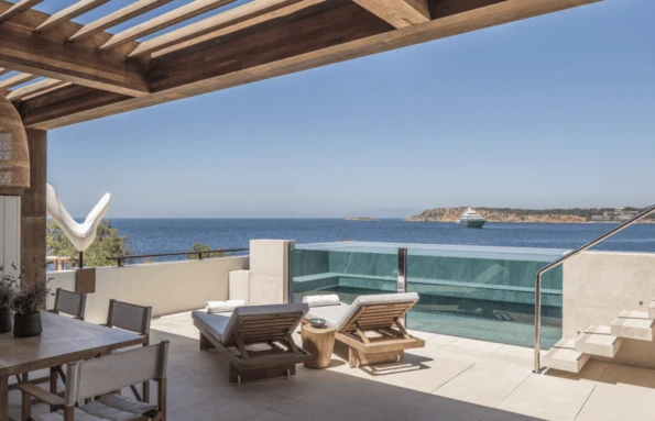 Luxury gay travel