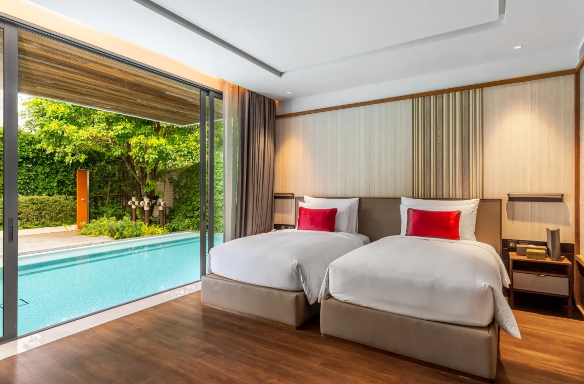 Luxury gay travel