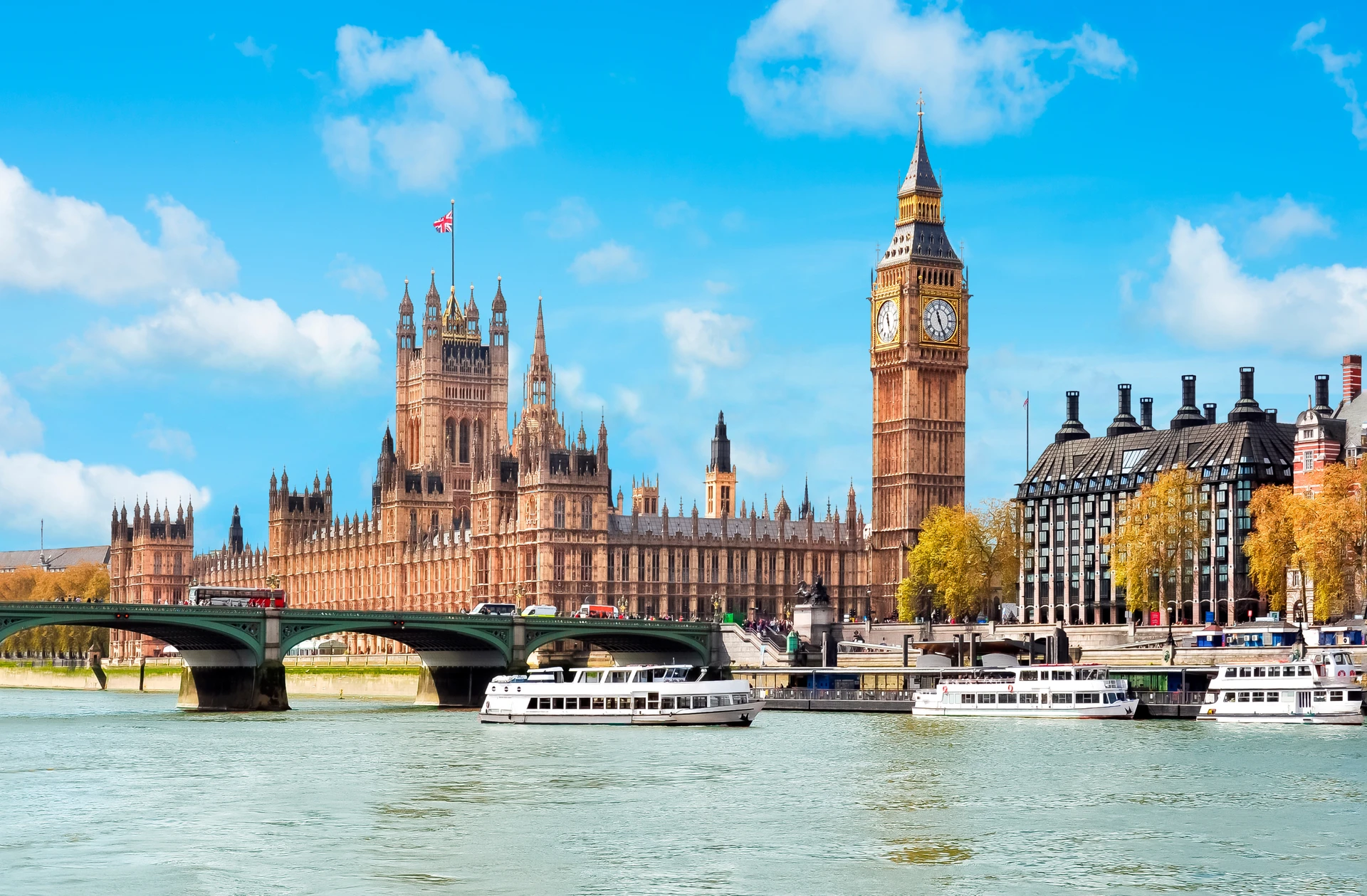 Enchanting Capitals: London, Edinburgh, Dublin