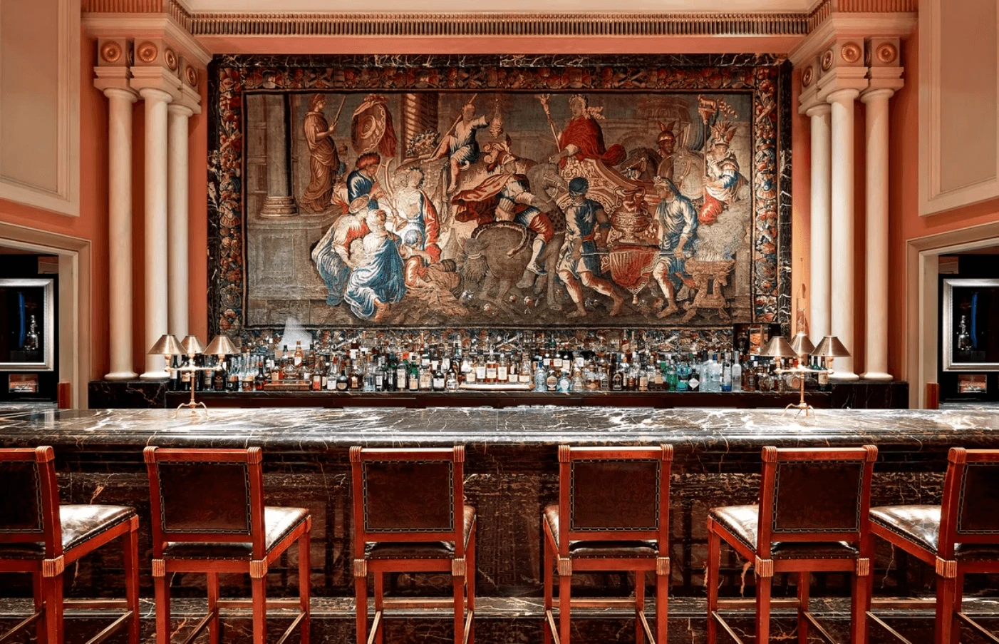 Alexander's Bar