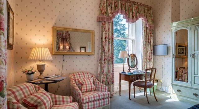 Luxury gay travel
