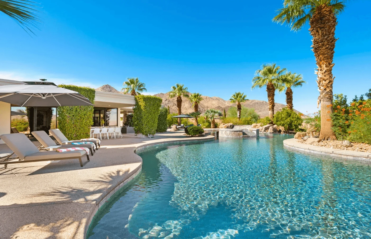 La Paz Estate