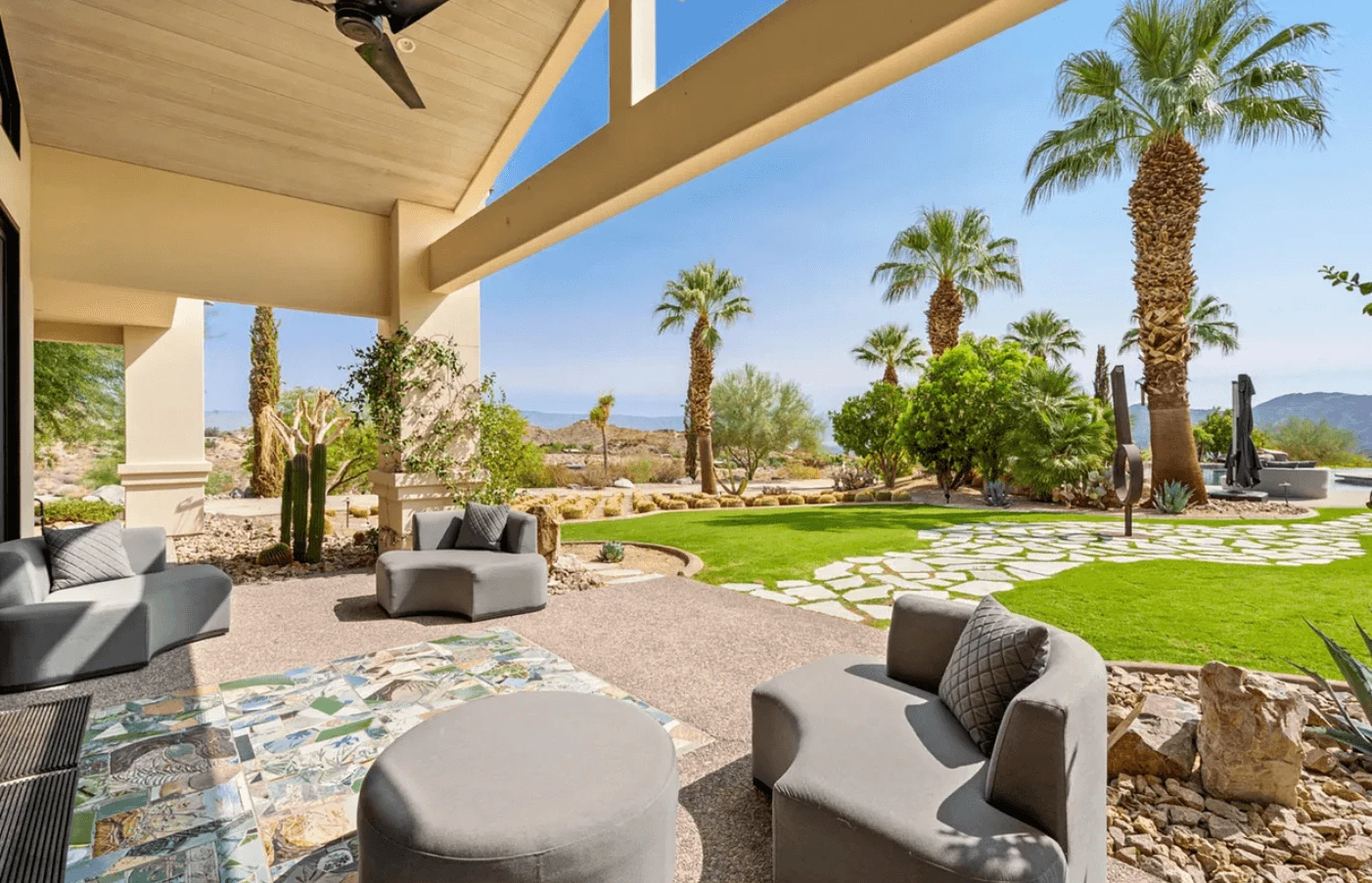 La Paz Estate