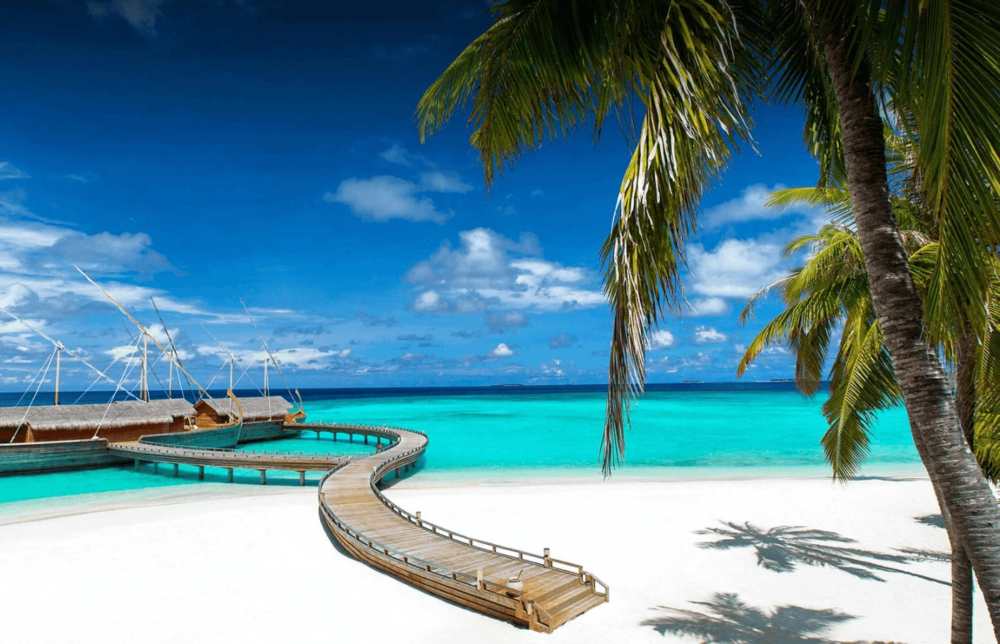Island Hopping in the Maldives: The Out Of Office Collection