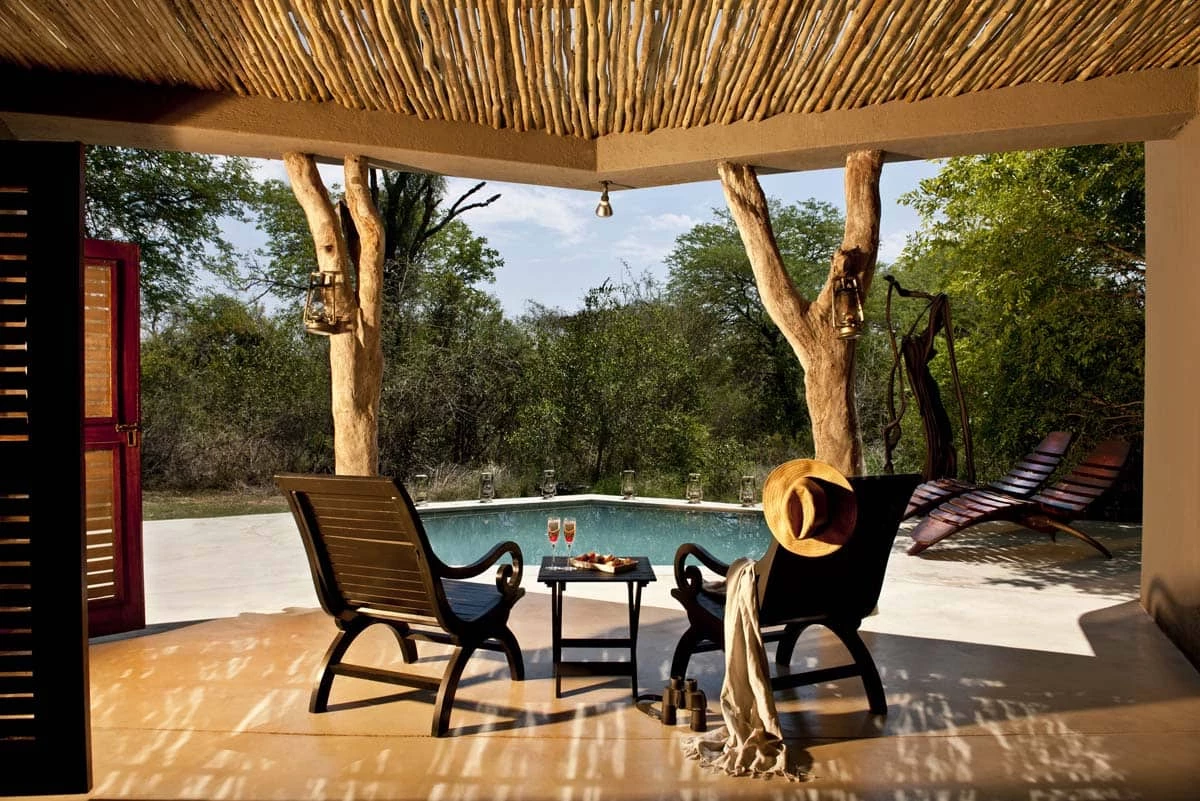 Sabi Sabi Private Game Reserve: Bush Lodge