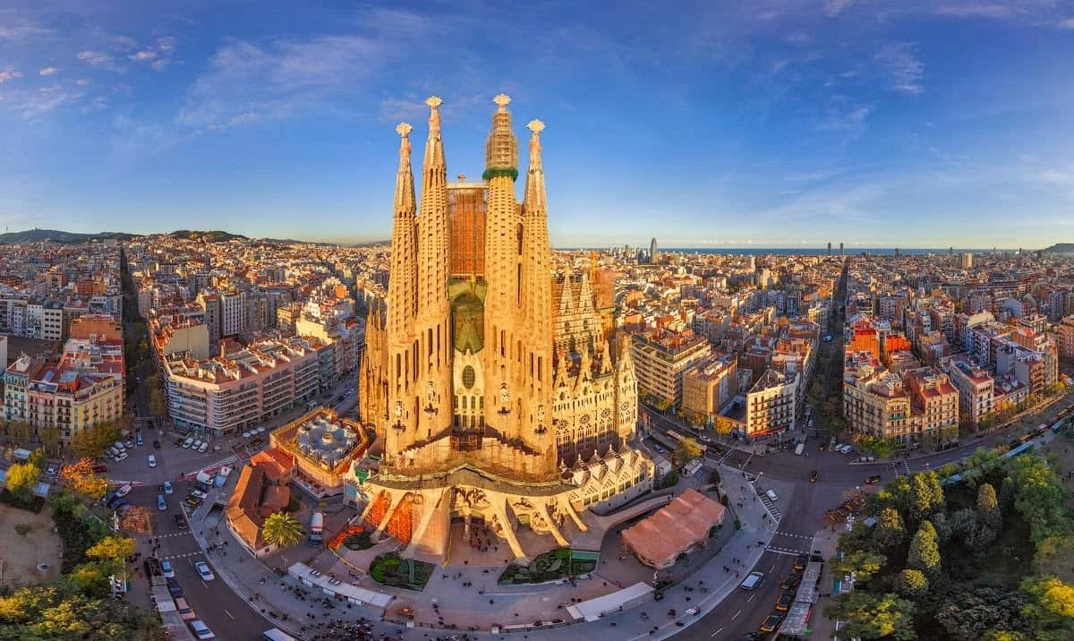 London, Barcelona And Mykonos