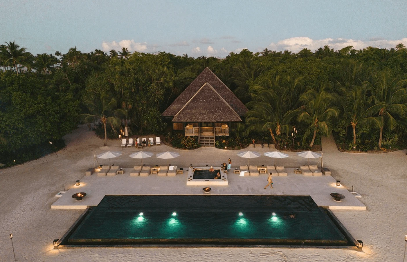 Nukutepipi Private Island