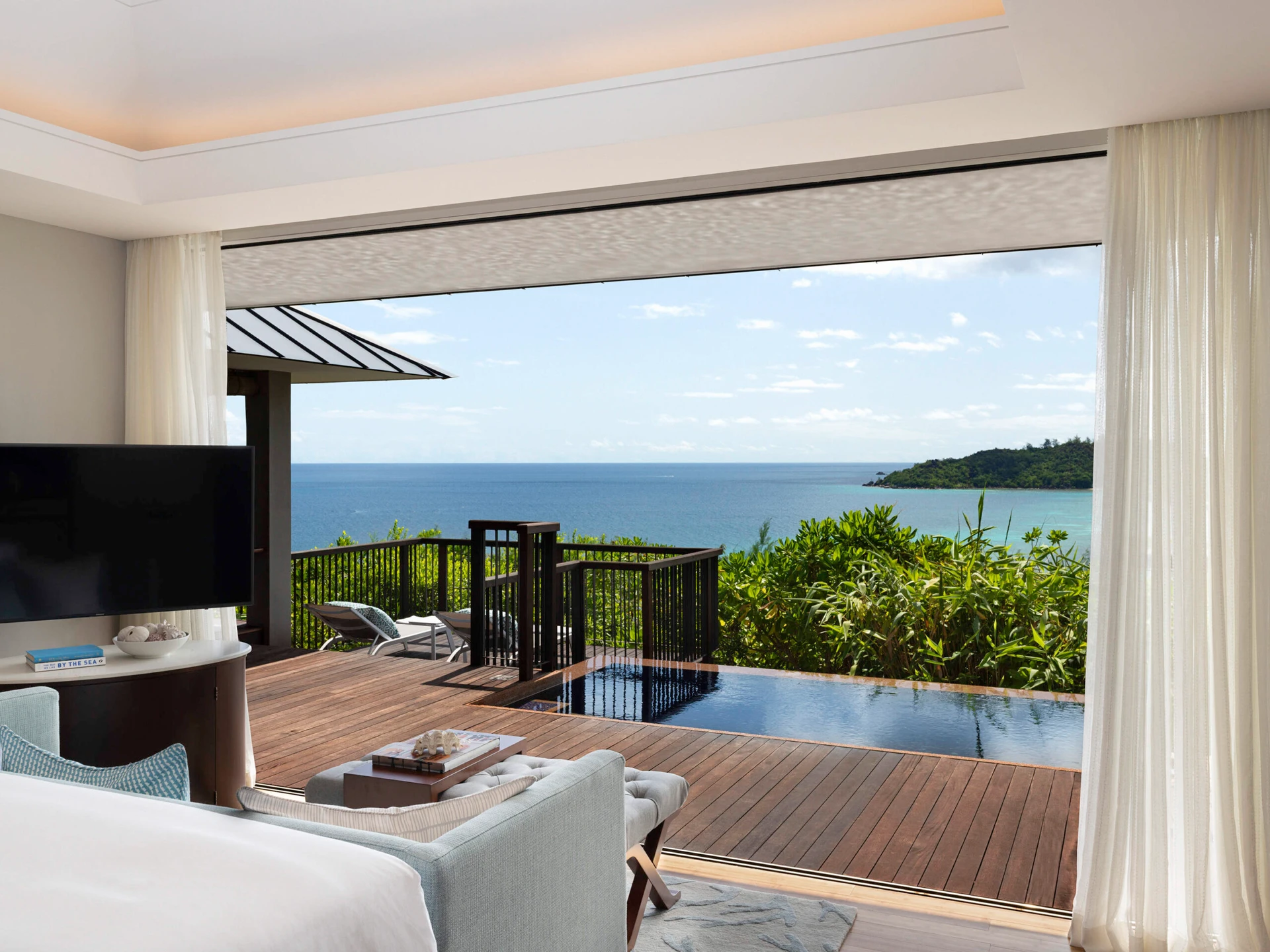 Luxury gay travel