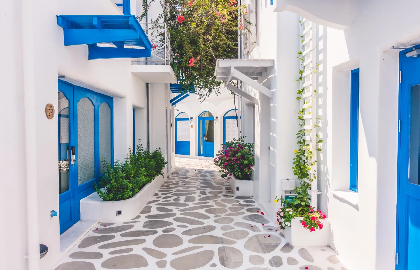 Santorimi houses