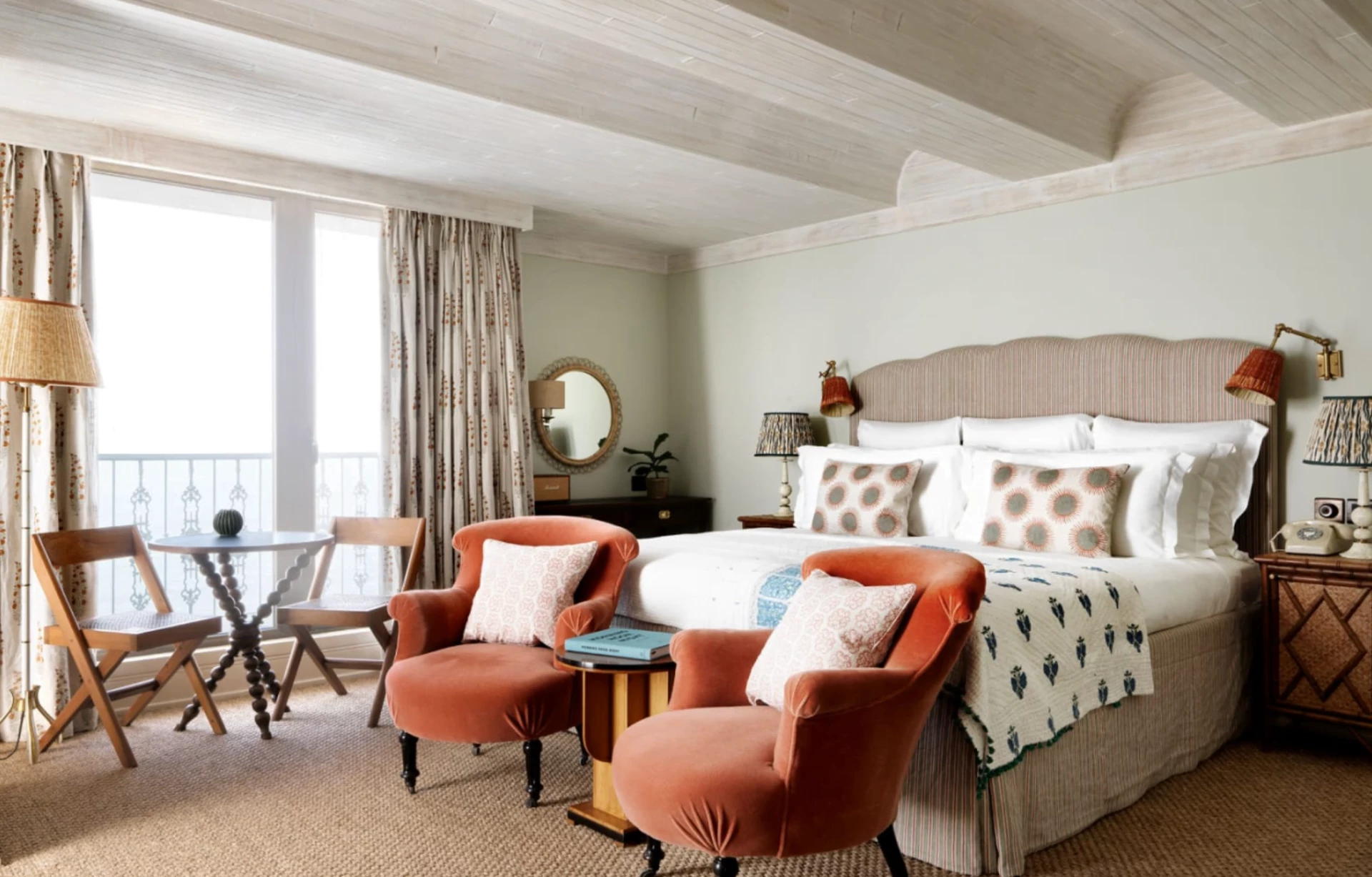 Luxury gay travel