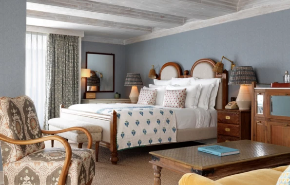 Luxury gay travel