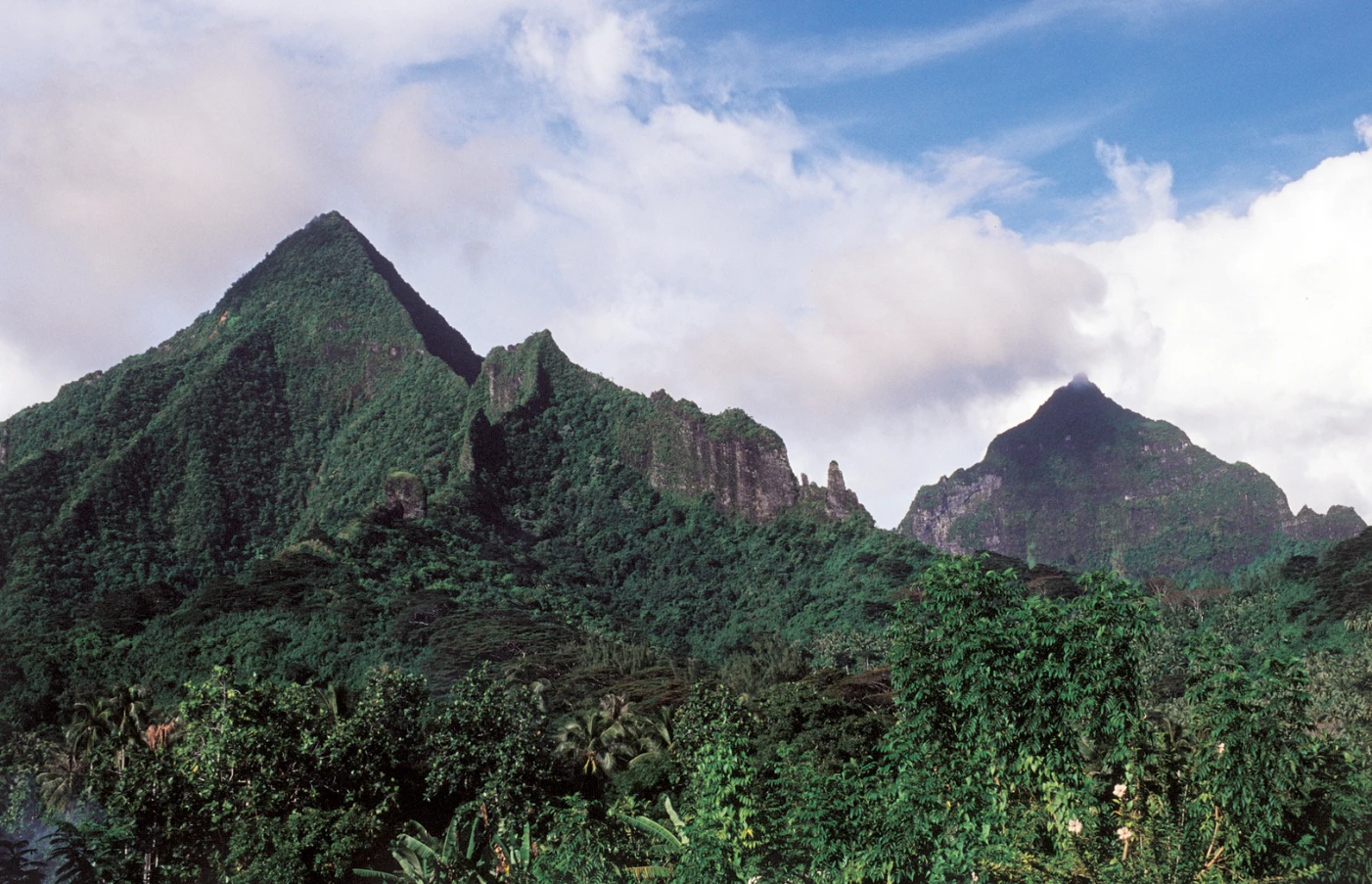 tahiti mountain