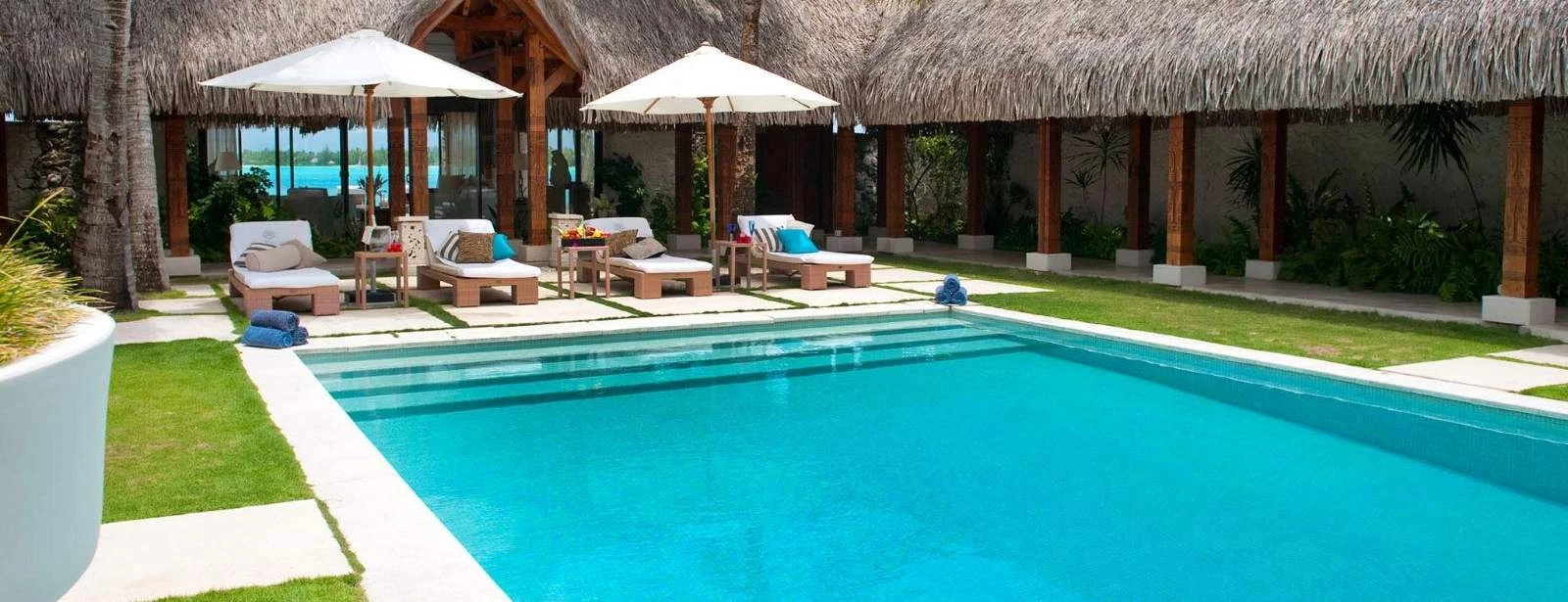 Luxury gay travel