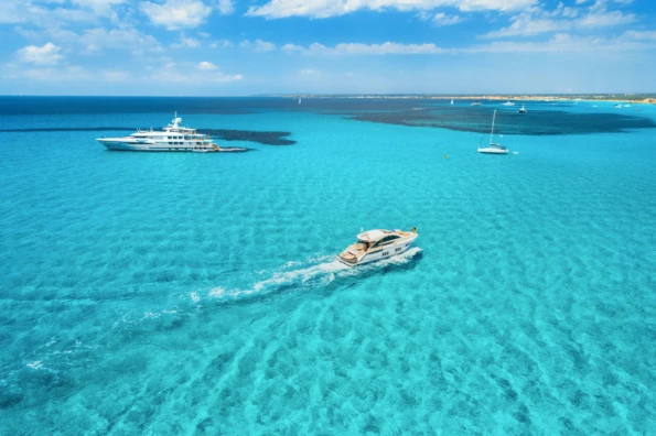 Sailing in the Maldives