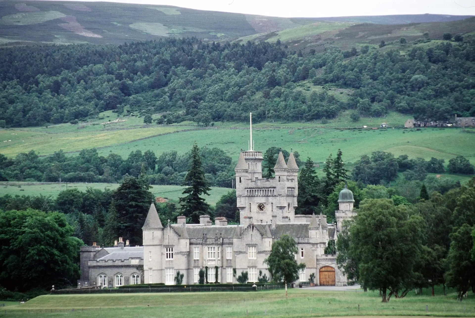 Royal Scotland: Exploring Balmoral and the Highlands
